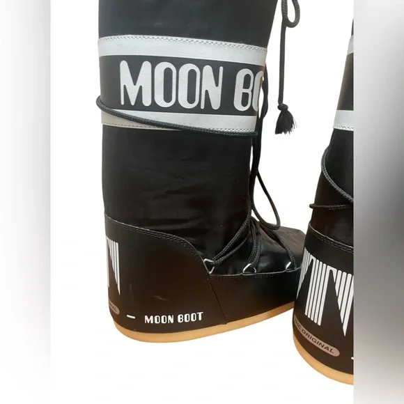 Women's Icon Black  Moon Boots Size 39/41 EU- US 8-9.5 - Picture 4 of 8